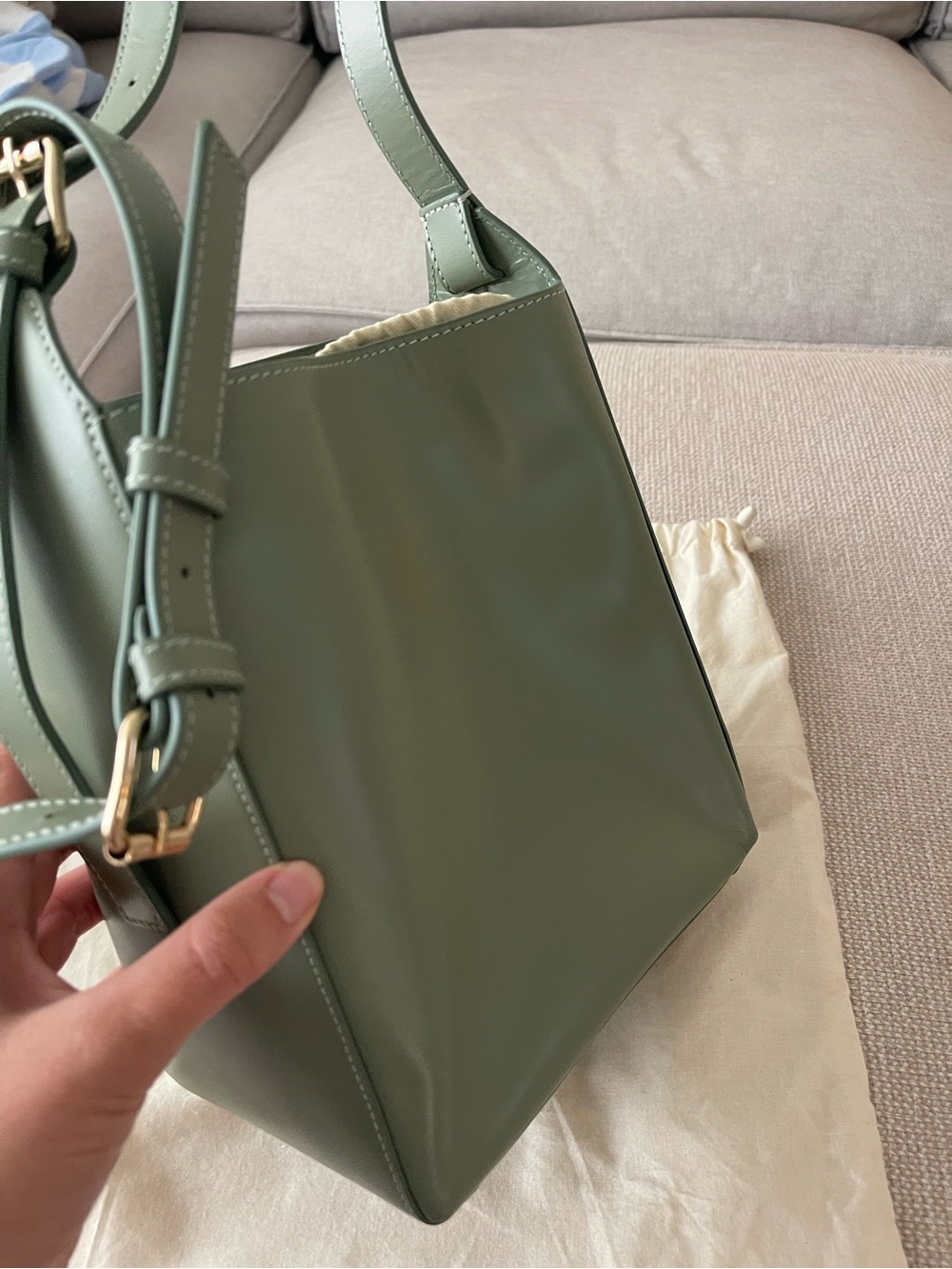 APC Virginie Small Bag in Almond Green - Picture 4 of 10